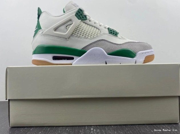 x Air SB Jordan Green DR5415-103 Pine Nike 4 0519